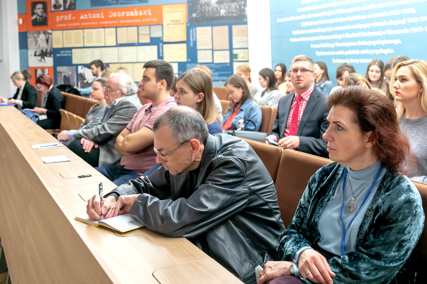 Konferencja pt.„ Spadek zaufania do szczepień – wyzwanie dla działania medycyny i prawa” 