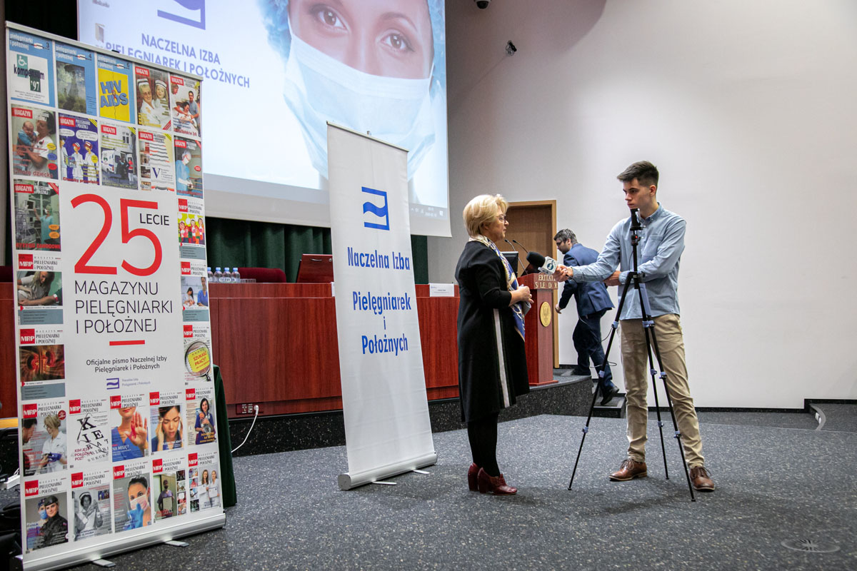 Ogólnopolska konferencja pt. "Zmniejszenie ryzyka zawodowego w pracy pielęgniarek i położnych w podmiotach leczniczych"