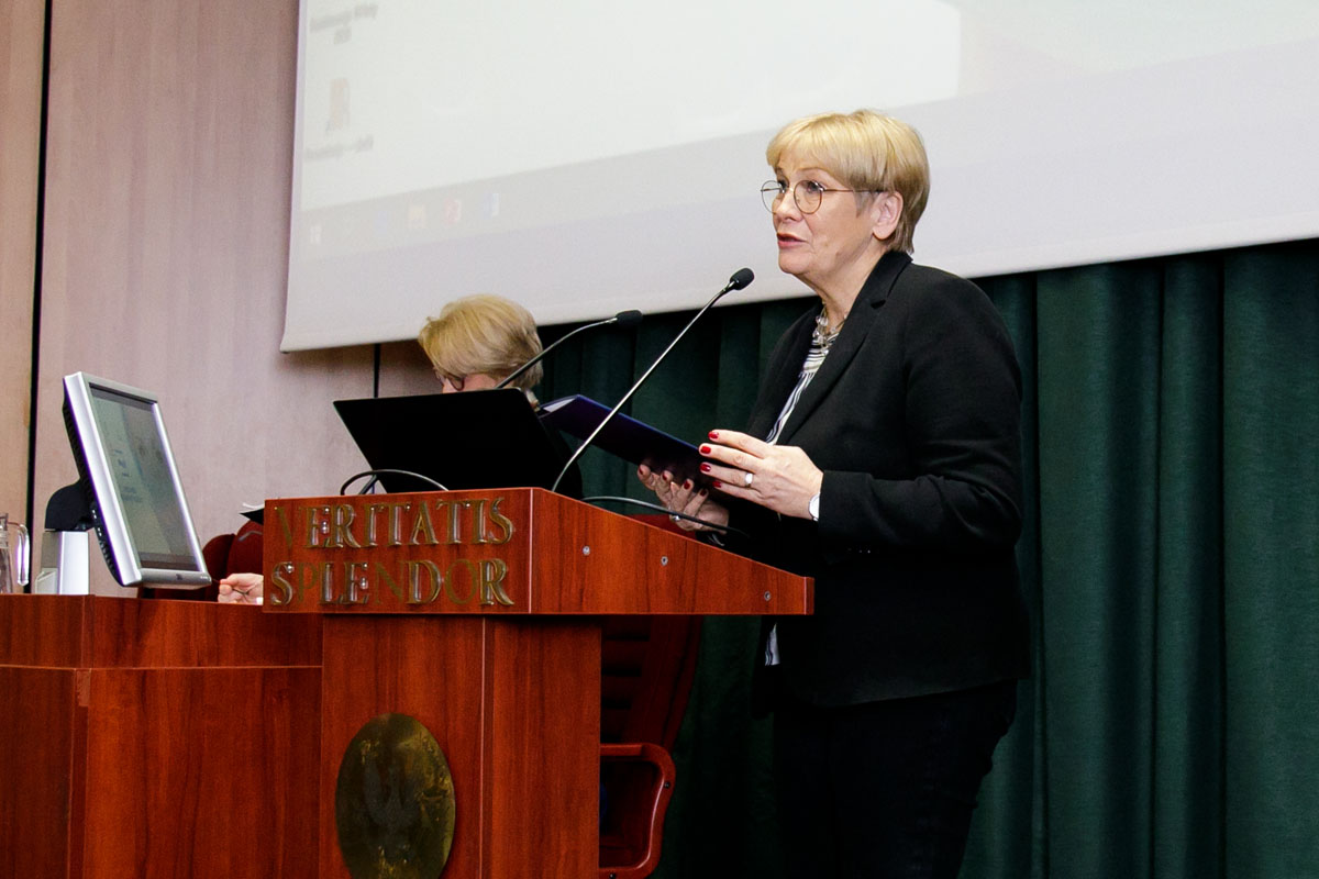 Ogólnopolska konferencja pt. "Zmniejszenie ryzyka zawodowego w pracy pielęgniarek i położnych w podmiotach leczniczych"