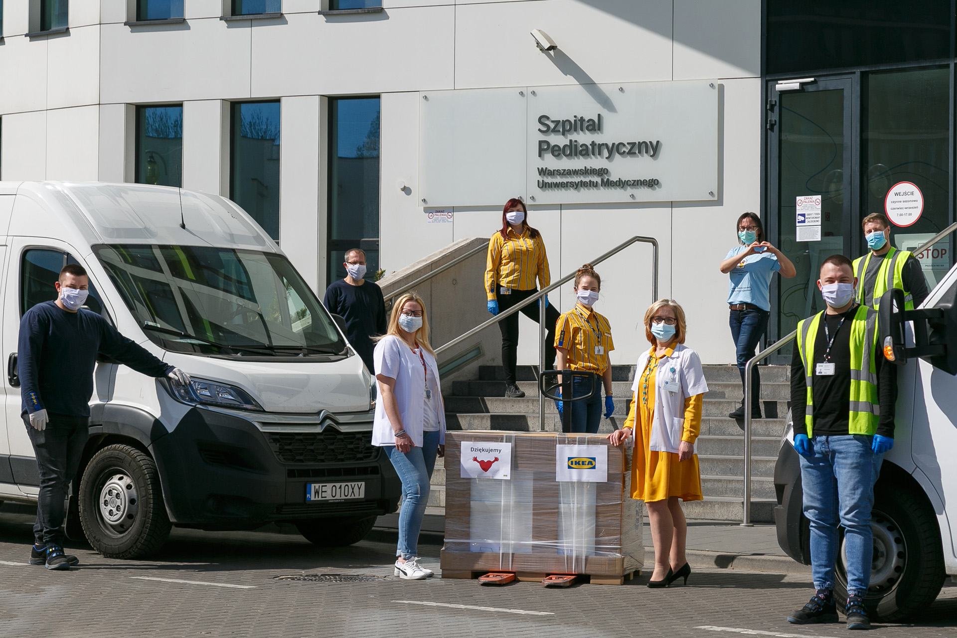 Przekazanie darów na rzecz Dziecięcego Szpitala Klinicznego UCK WUM