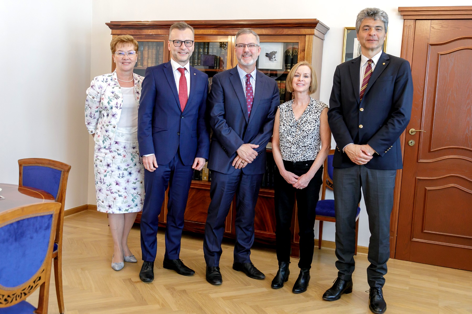 First visit by the Vice Dean for International Education of the Texas College of Medicine (COM)