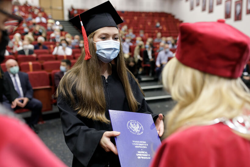 The graduates of the Faculty of Dental Medicine bid farewell to the university