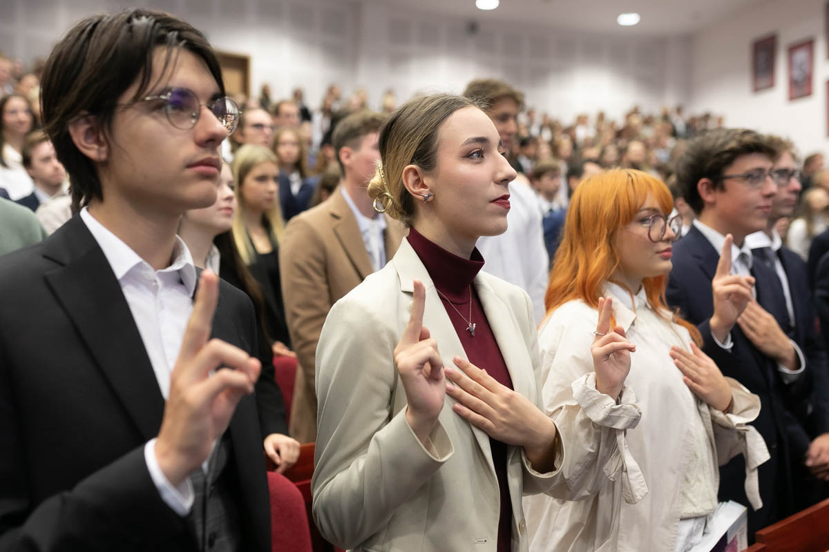 “Medicine is an art and a vocation”. Matriculation of medical students