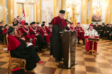 Honorary Degree for Prof. Ewa Kuligowska and 2017-2018 Postgraduate Degree Conferment Ceremony of the 1st Faculty of Medicine