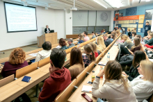 Konferencja pt.„ Spadek zaufania do szczepień – wyzwanie dla działania medycyny i prawa” 