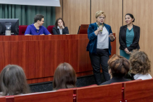 Konferencja „Współczesne kierunki w opiece nad kobietą rodzącą- doświadczenia międzynarodowe”