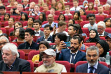 Dyplomatorium studentów English Division [09].jpg