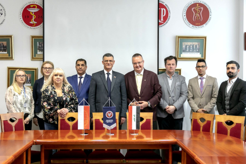 Delegacja z Iranu oraz reprezentanci WUM