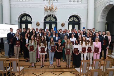 Our students received scholarships from the hands of the Minister of Health